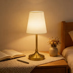 Lampe de chevet rechargeable au pied doré, abat-jour tissu 36 cm