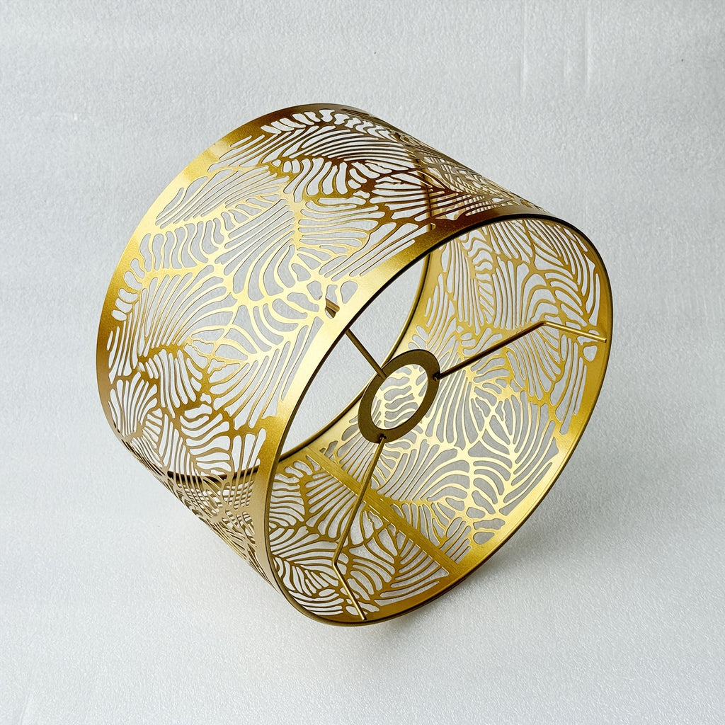 Abat-jour tambour en métal doré ajouré à motif de feuilles, Ø 25 cm