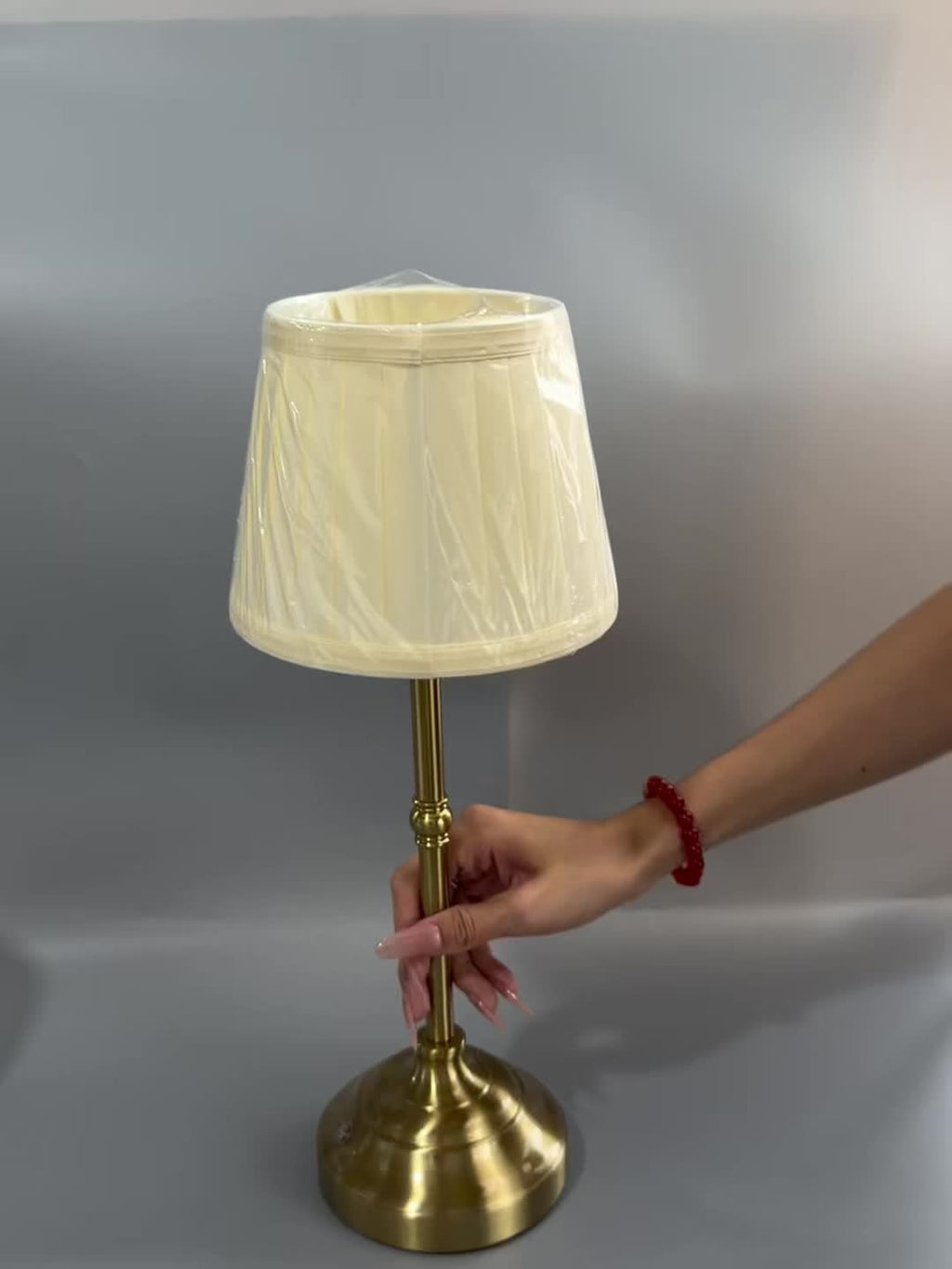 Lot de 2 lampes de chevet sans fil, abat-jour plissé crème