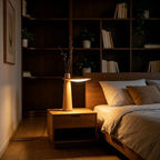 Lampe de chevet en bois à disque lumineux et soliflore intégré