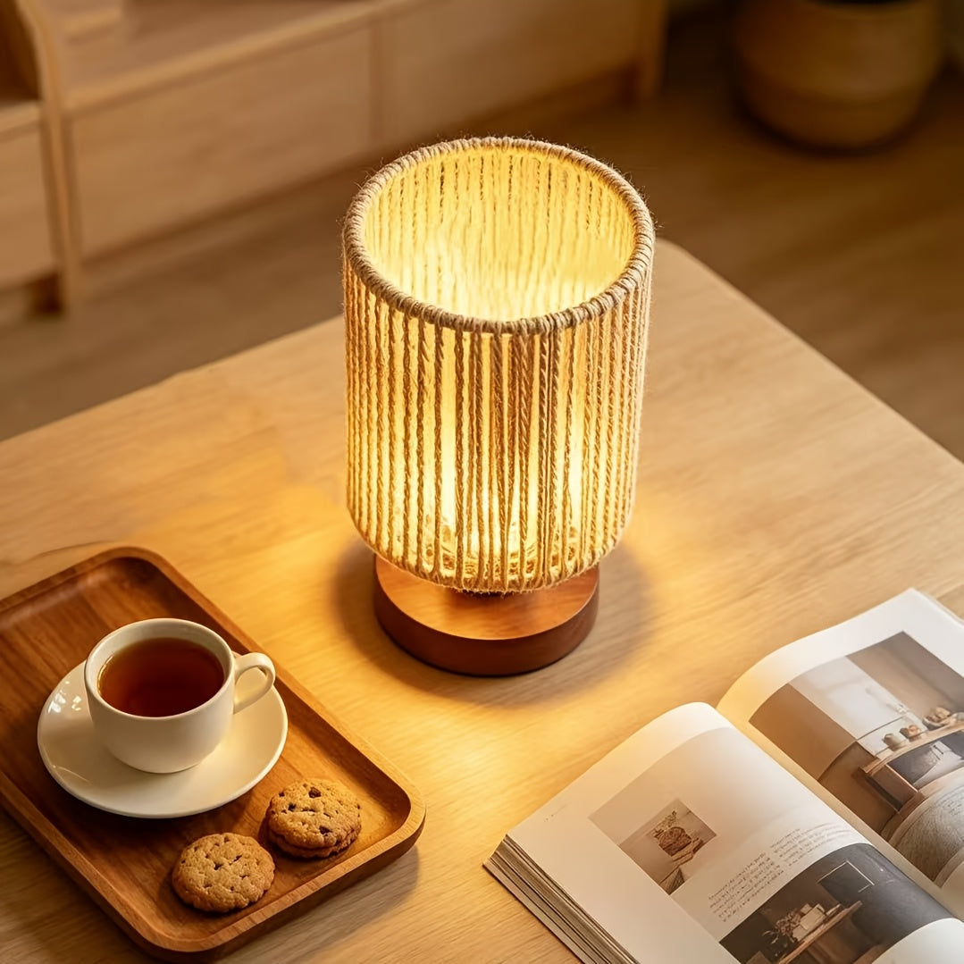 Petite lampe de chevet à cordelette tressée ajourée, socle en bois