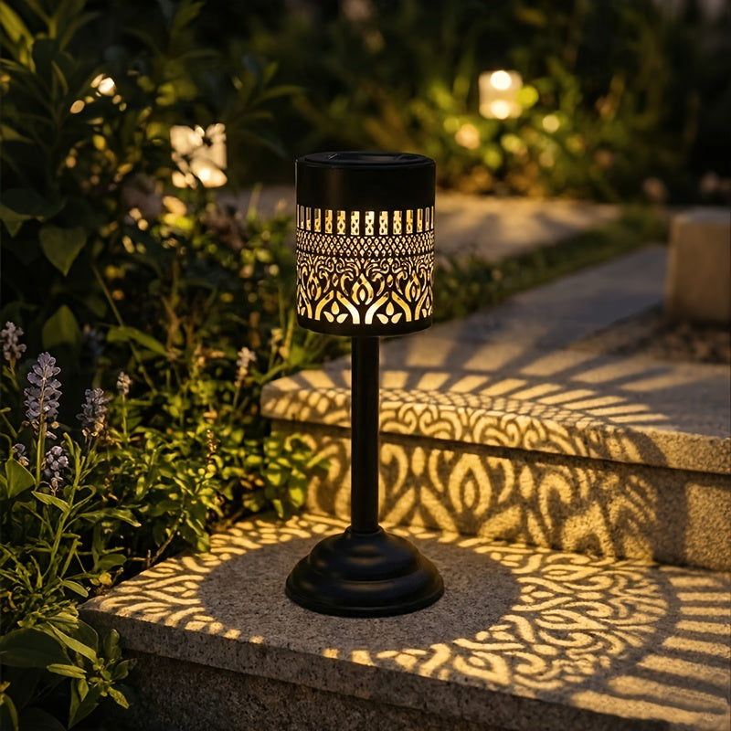 Lampe de table solaire en métal ajouré, lueur chaude, 26 cm