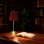 Lampe de chevet sans fil rouge, abat-jour plissé et pied doré