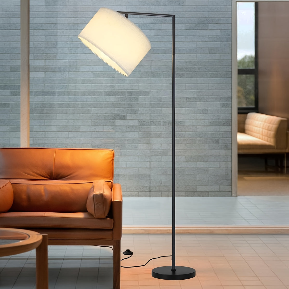 Lampadaire à bras coudé et abat-jour haut de 19 cm, noir ou beige