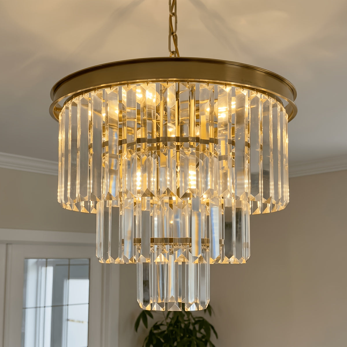Lustre en cristal à trois étages de prismes