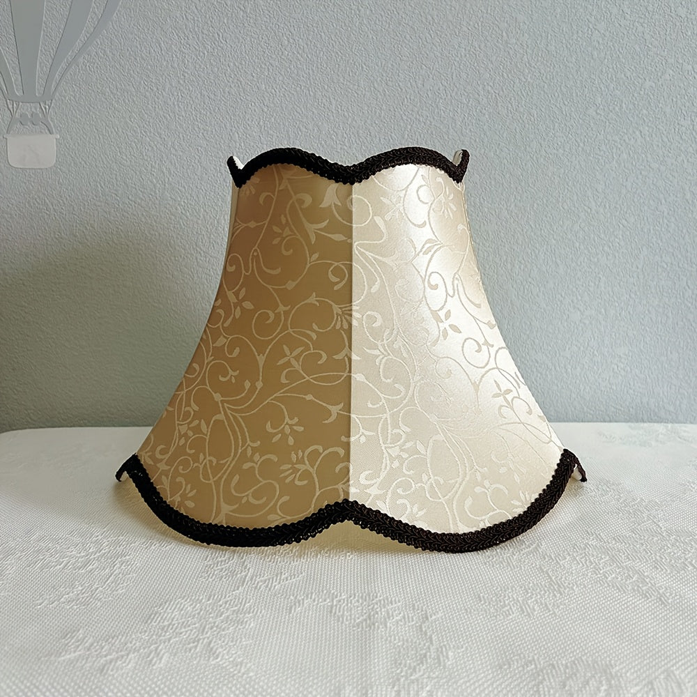 Abat-jour cloche festonné en jacquard champagne, galon chocolat