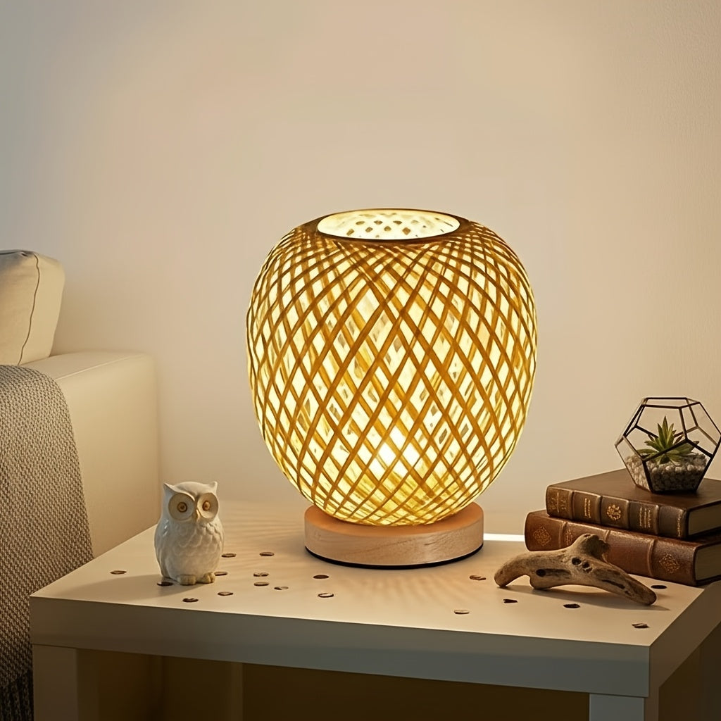 Lampe de chevet en bambou tressé sur socle bois, petit format 16 cm