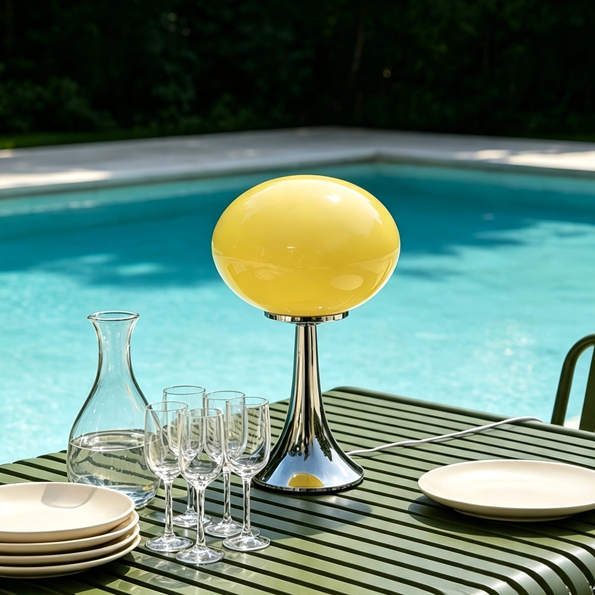 Lampe champignon en verre ovale sur pied chromé, USB, 3 teintes