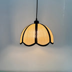Abat-jour à pétales en toile beige aspect lin bordée de noir, Ø 30 cm