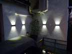 Lot de 2 appliques murales solaires LED IP44, faisceau haut et bas