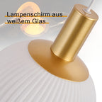 Suspension 4 globes en verre blanc strié sur barre dorée de 86 cm
