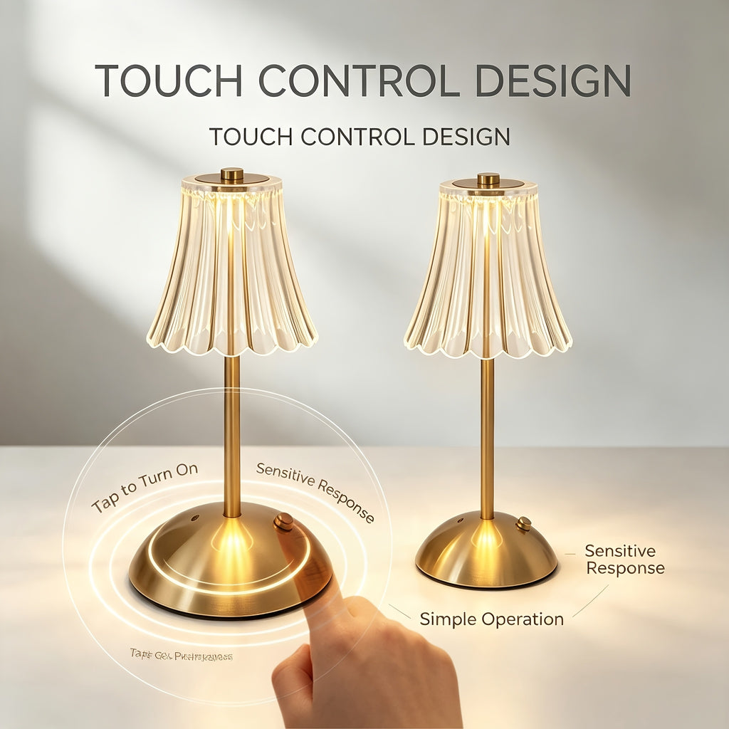 Lampe de chevet sans fil dorée, abat-jour cannelé transparent