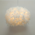 Grand abat-jour en plumes blanches pour suspension, Ø 50 x H 30 cm
