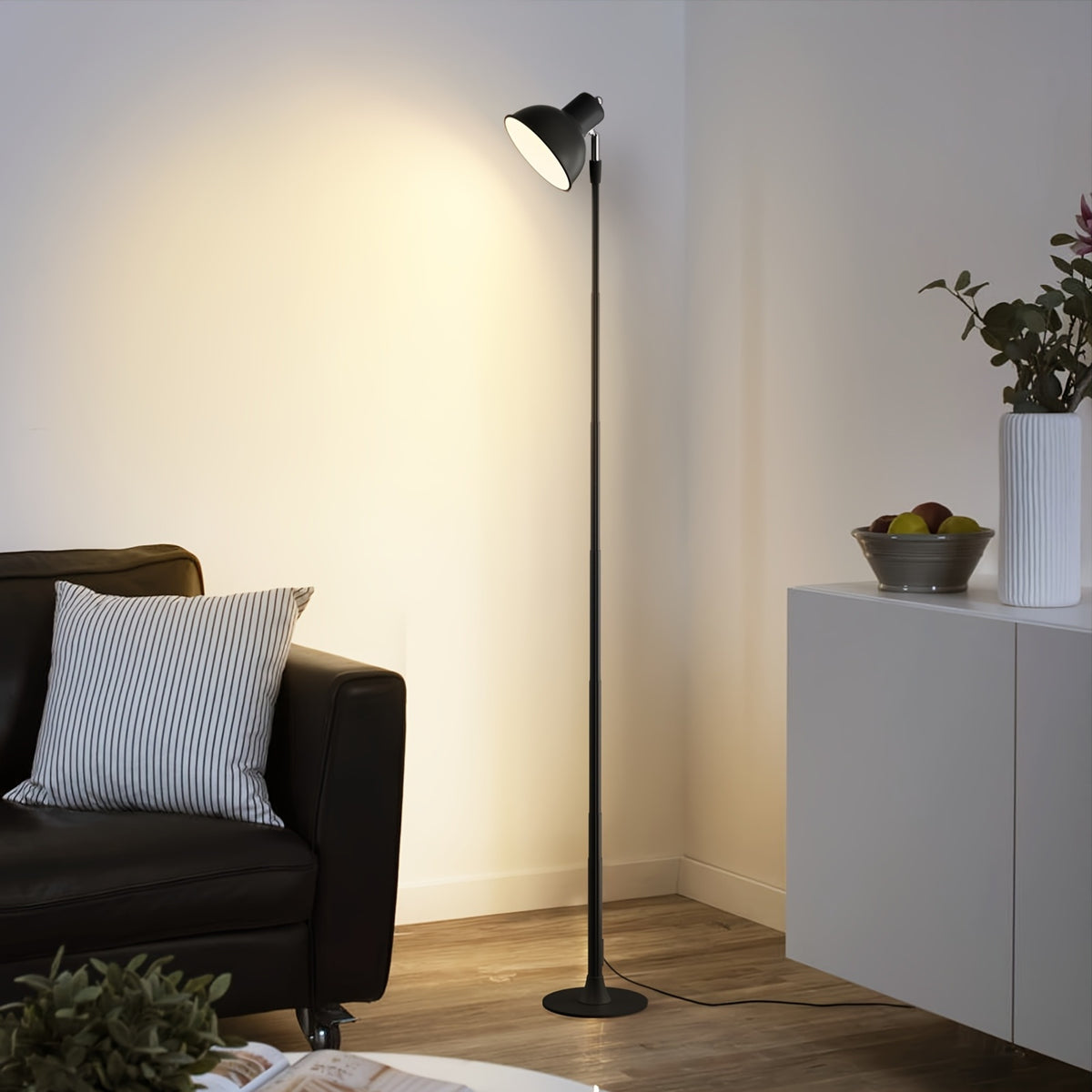 Lampadaire LED USB noir convertible en lampe de chevet, 45 à 145 cm