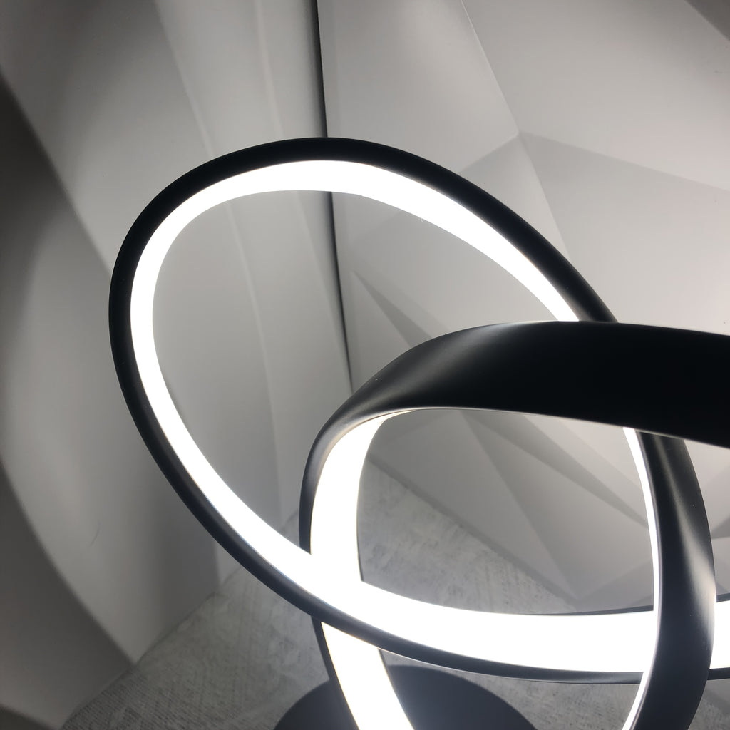 Lampe de bureau LED à anneaux entrelacés en aluminium noir, USB