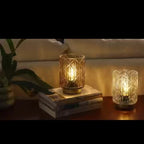 Lampe de chevet à piles en verre ambré taillé, socle doré, 15 cm