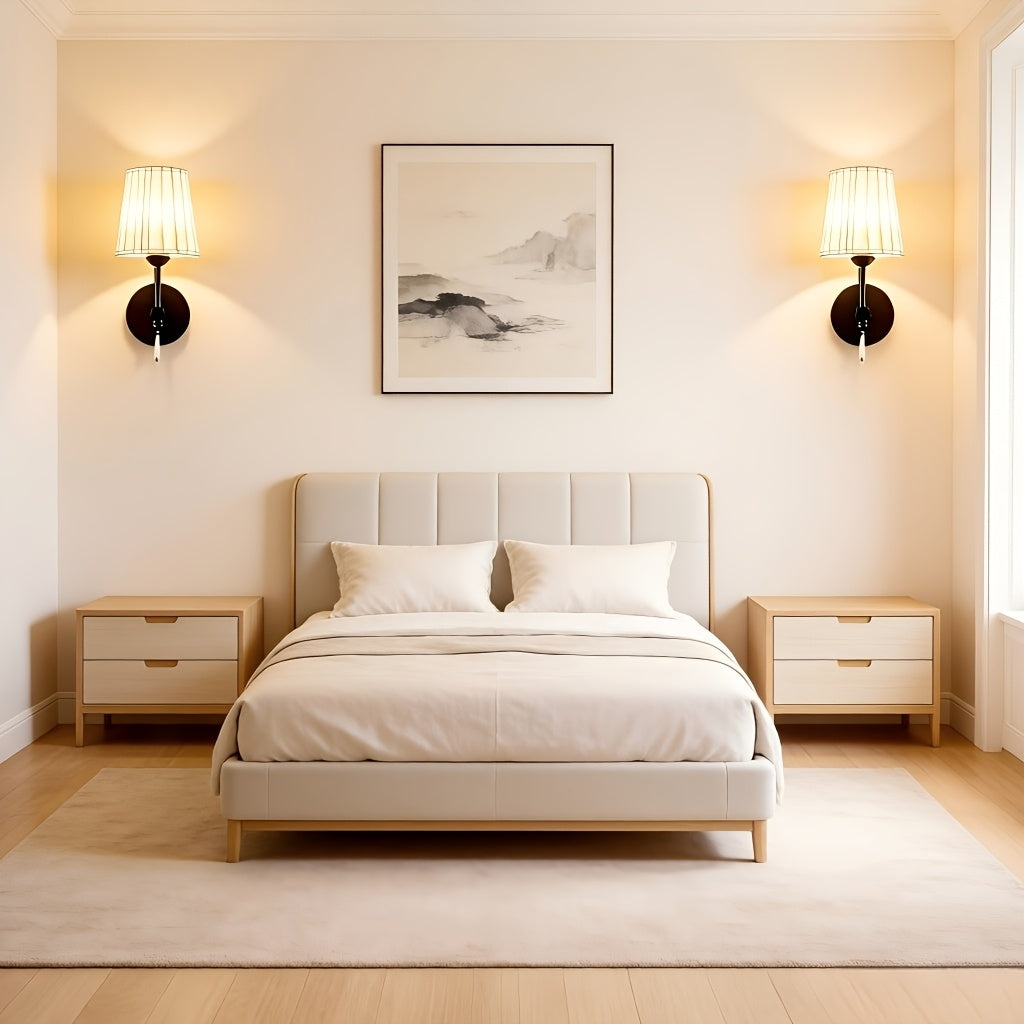 Un duo d'appliques plissées pour la chambre