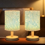 Petite lampe de chevet USB, toile à zébrures bleu ciel sur bois