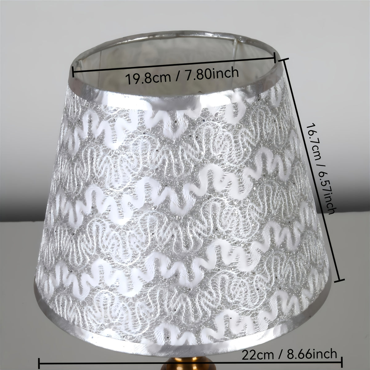 Lot de 2 abat-jour à motif argenté ondulé et liseré, Ø 22 cm
