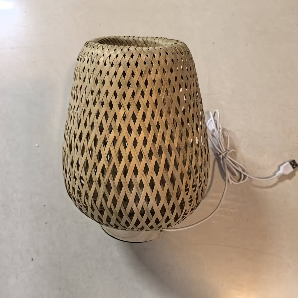 Lampe de chevet en rotin tressé forme œuf, socle bois et trois teintes