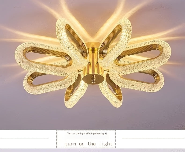 Plafonnier LED doré à 8 pétales en acrylique ciselé, Ø 60 cm