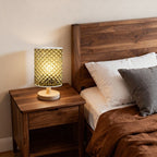 Lampe de chevet en tissu à motif losanges dorés, trois teintes