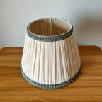 Abat-jour conique en lin naturel plissé pour lampe de table, Ø 30 cm