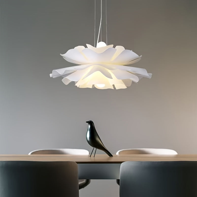 Suspension lotus à pétales blancs superposés, Ø 50 cm, douille E27