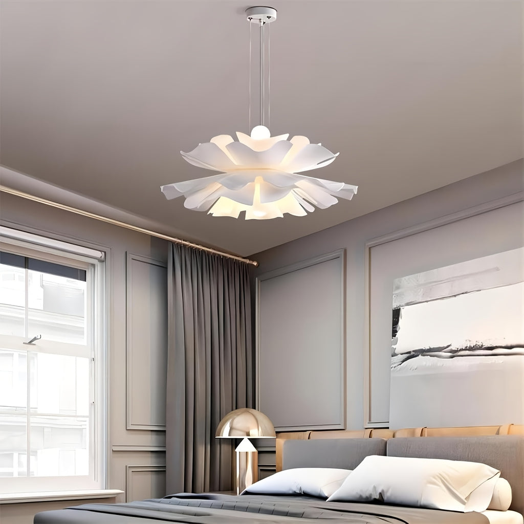 Suspension lotus à pétales blancs superposés, Ø 50 cm, douille E27