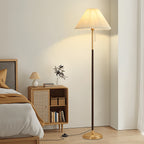 Lampe sur pied à abat-jour plissé crème et chaînette dorée, 160 cm