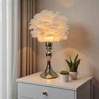 Lampe de chevet à plumes blanches sur pied doré, trois teintes