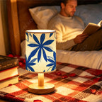 Lampe de chevet en bois, abat-jour cylindre à fleurs bleues