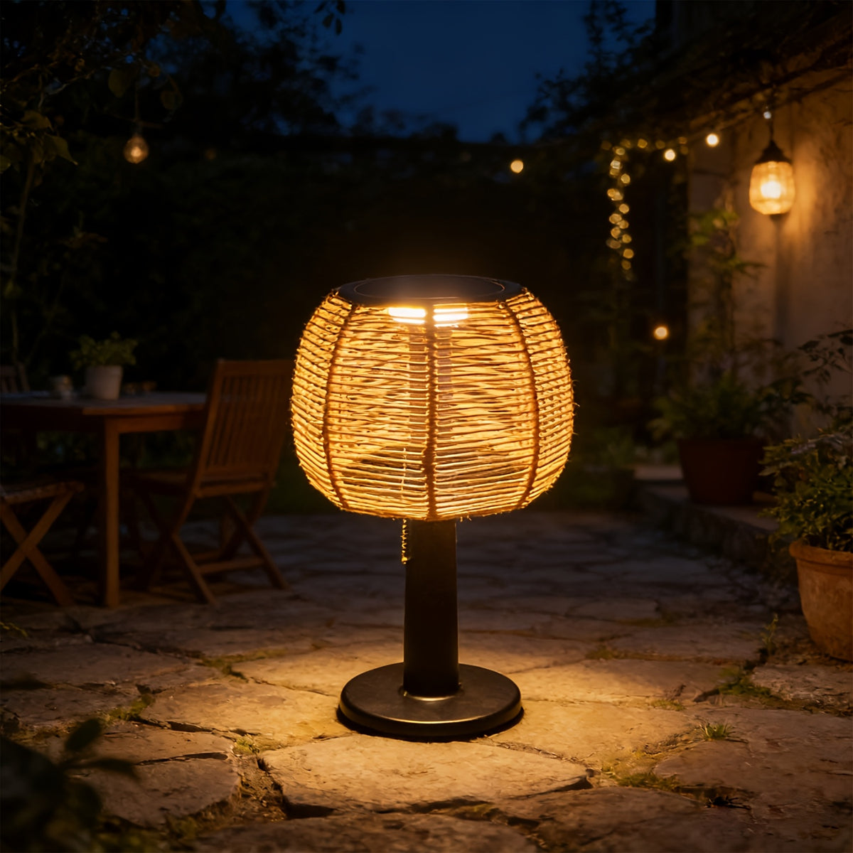 Lampe champignon solaire tressée effet rotin, chaînette, 33,5 cm