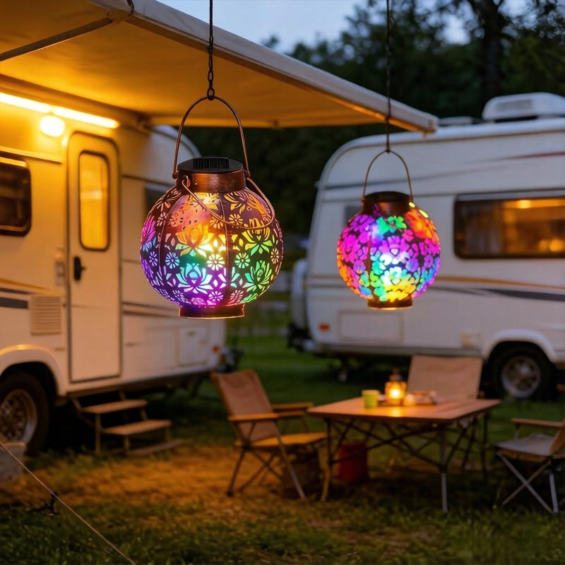 Lanterne solaire boule en métal ajouré, lumière RVB, noire ou cuivrée