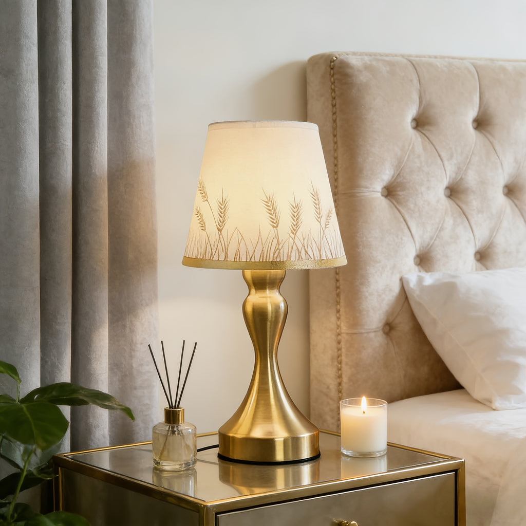 Lampe de chevet pied doré galbé, abat-jour imprimé épis de blé