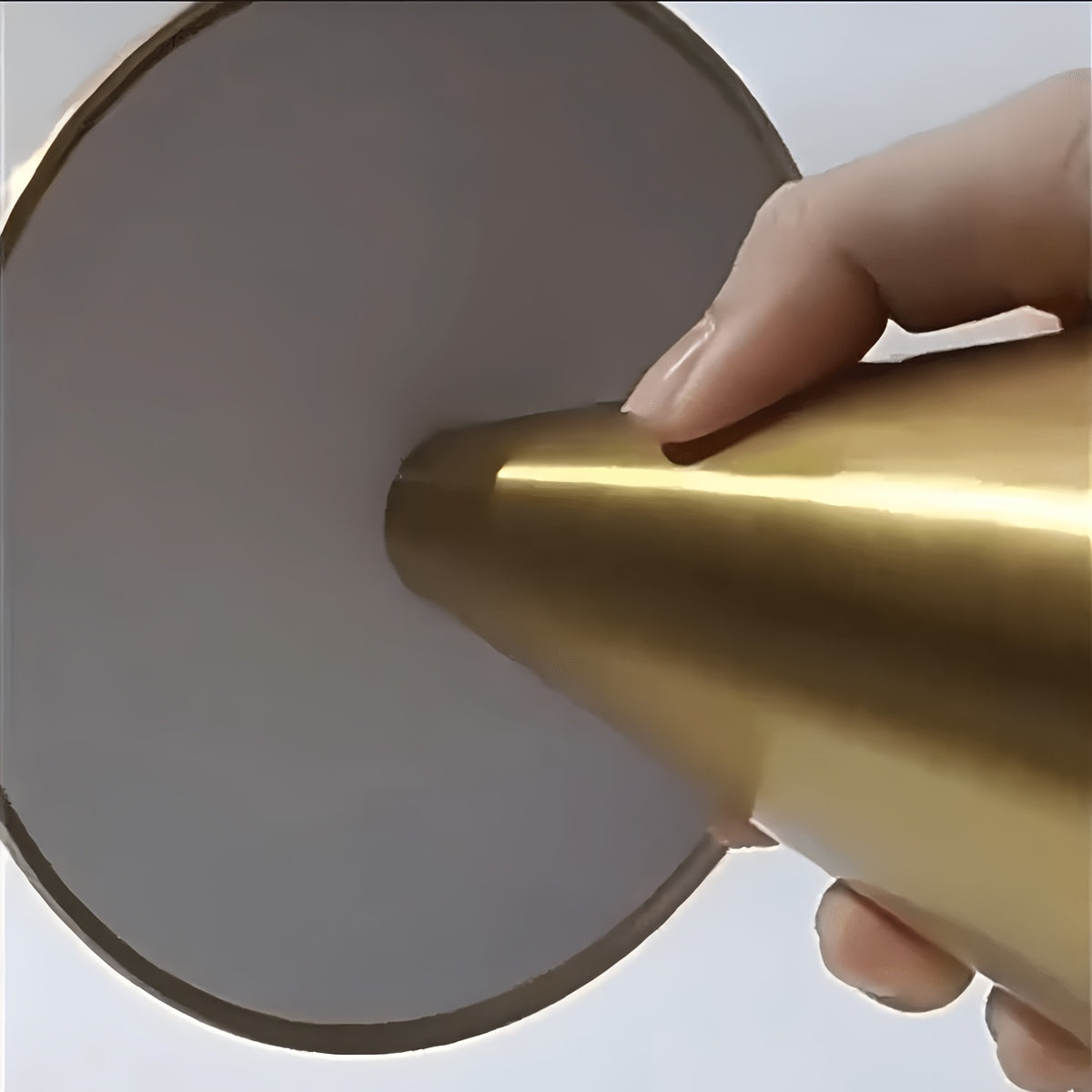 Lampe de Bureau Portative Dorée + Câble USB