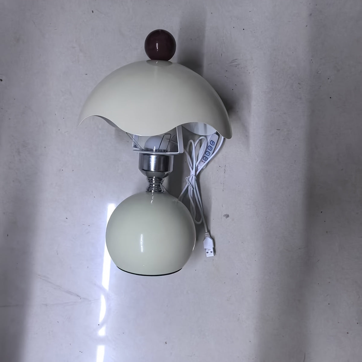 Une lampe déco rétro pour chevet, bureau ou cuisine