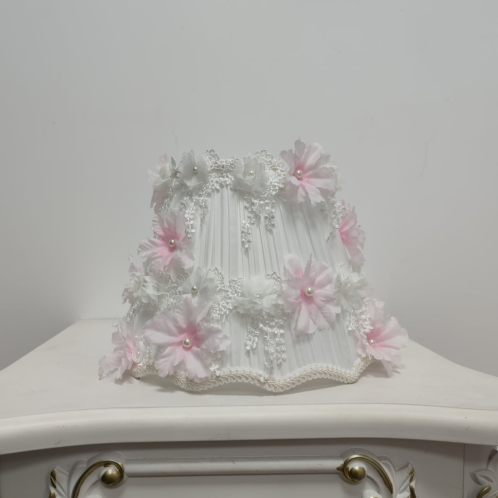 Abat-jour en tissu blanc