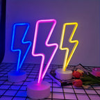 Néon LED éclair sur socle, rose, bleu ou bicolore, 31 x 11 cm
