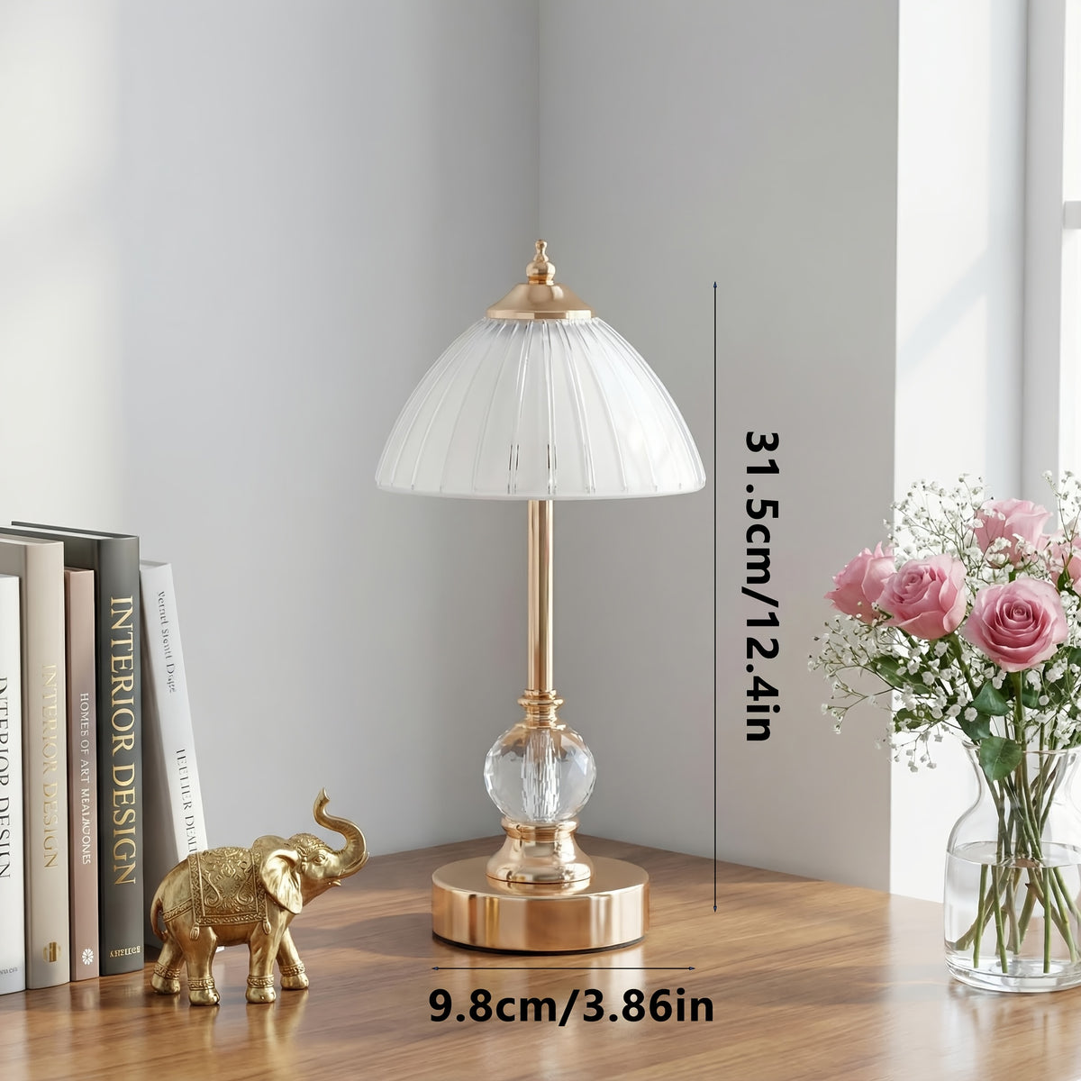 Lampe de chevet dorée à abat-jour cannelé blanc, 31,5 cm