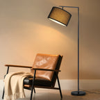 Lampadaire à potence noir, abat-jour tambour orientable, 166 cm