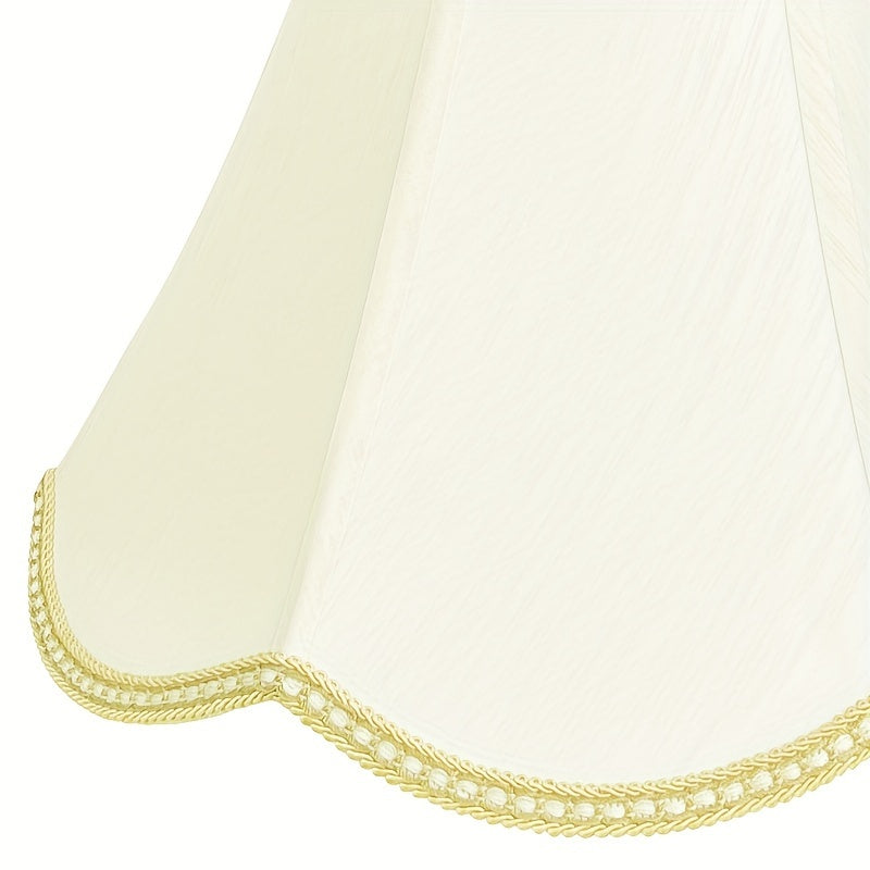 Abat-jour cloche festonné blanc à galon doré, Ø 33 x H 23,5 cm