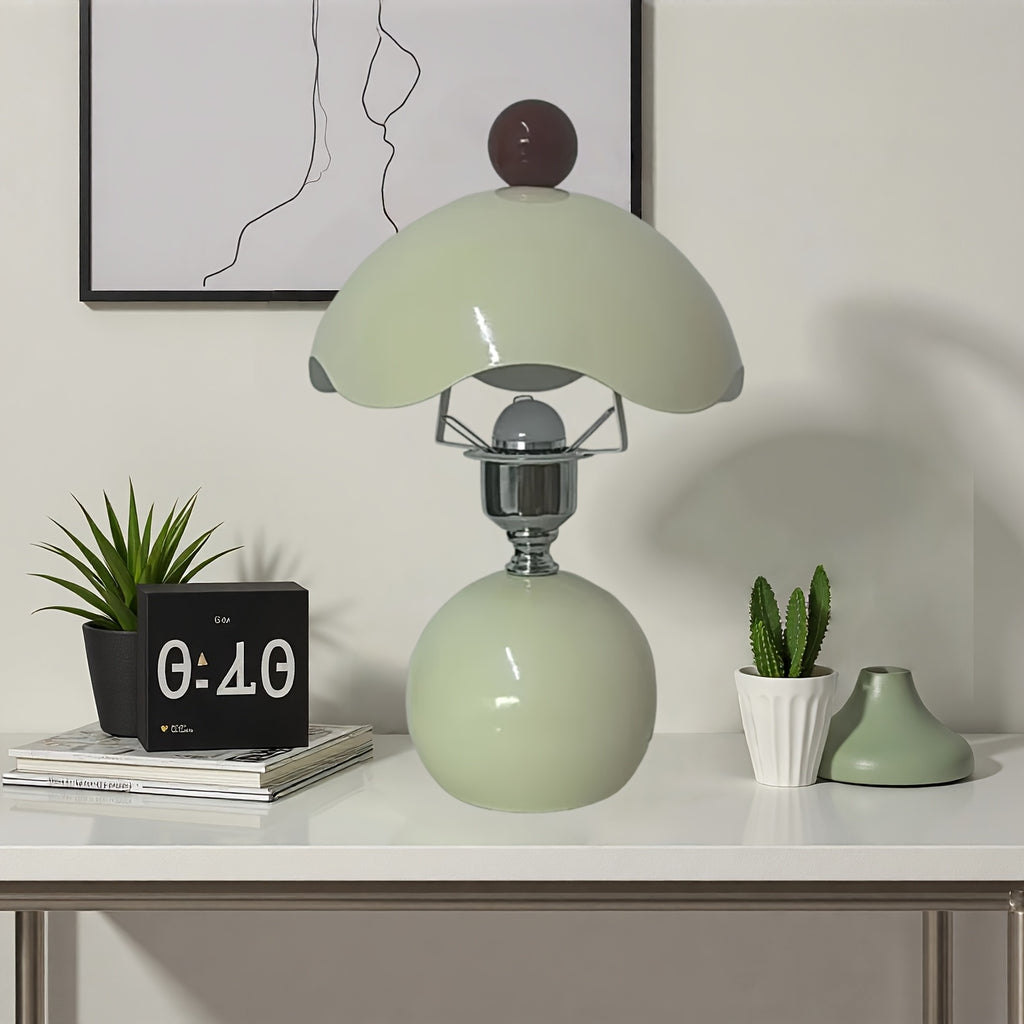 Lampe champignon crème en métal, chapeau ondulé et bouton rouge