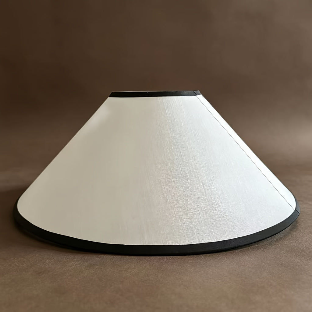 Abat-jour conique blanc à liseré noir, toile aspect lin, Ø 35 cm