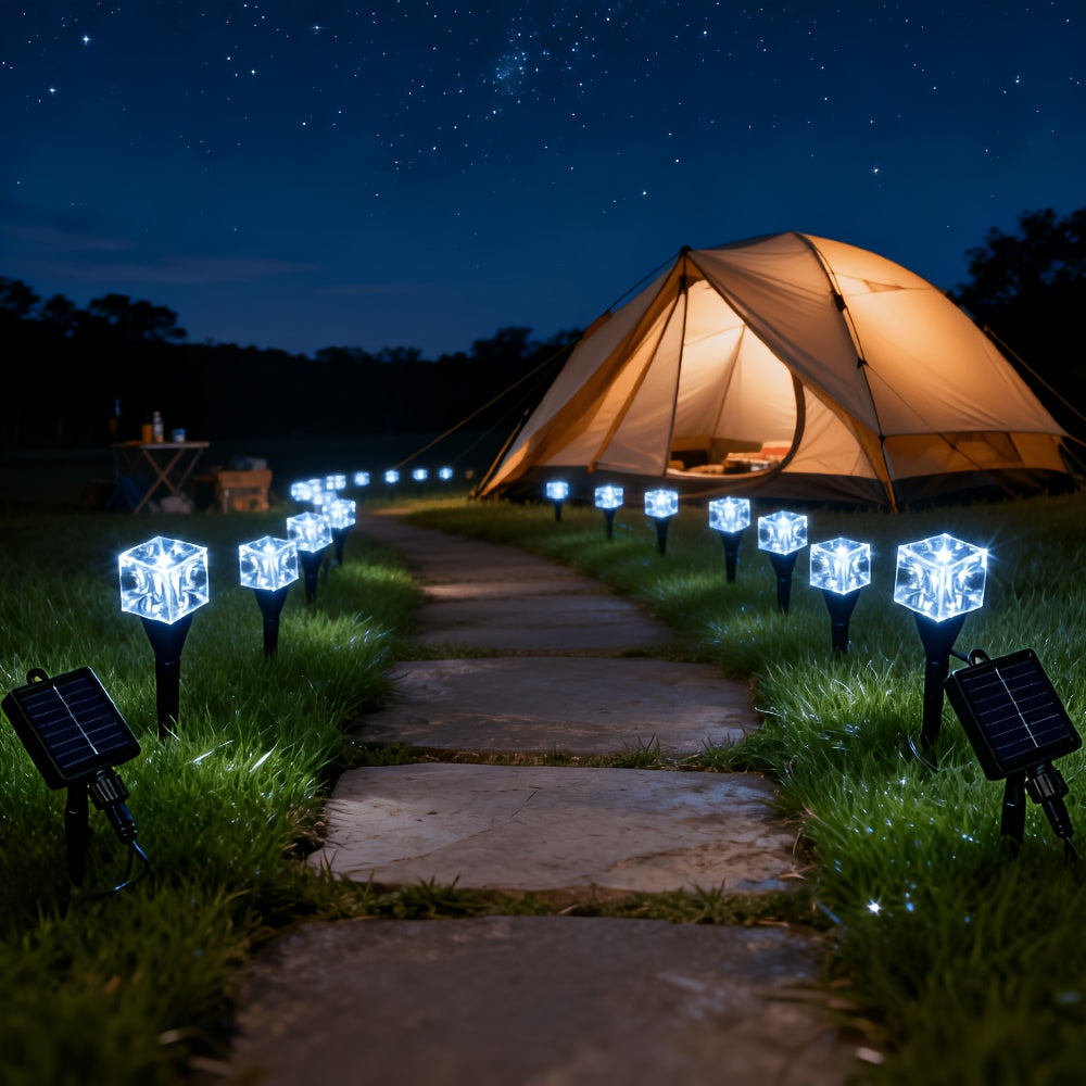 Guirlande solaire cubes effet glaçon sur piquets, 20 ou 30 LED