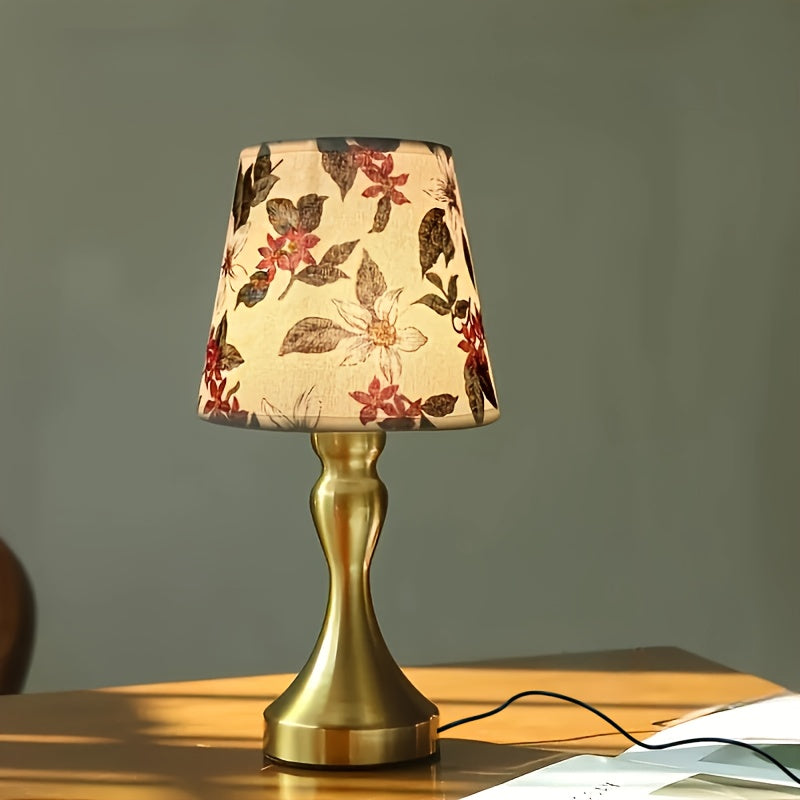 Ampoule LED fournie et réglage sur trois niveaux