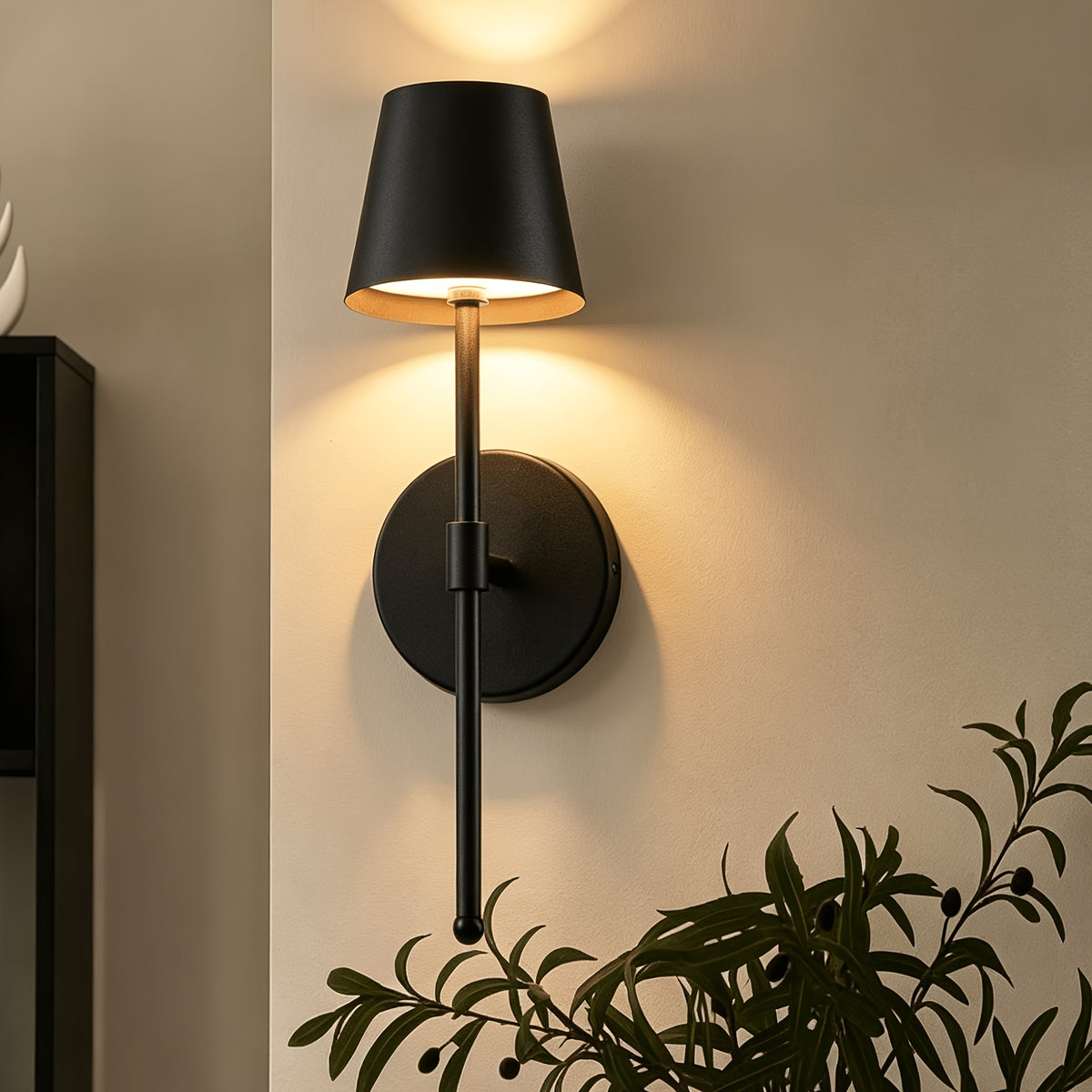 Une paire d'appliques pour chambre, salon et entrée