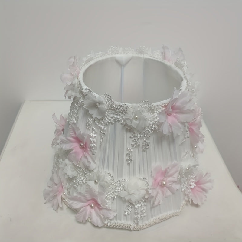 Fleurs en tissu et dentelle : un dépoussiérage délicat