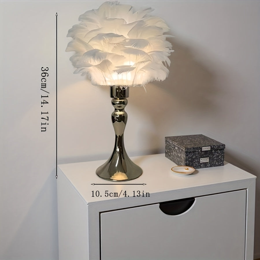 Lampe de chevet à plumes blanches sur pied doré, trois teintes