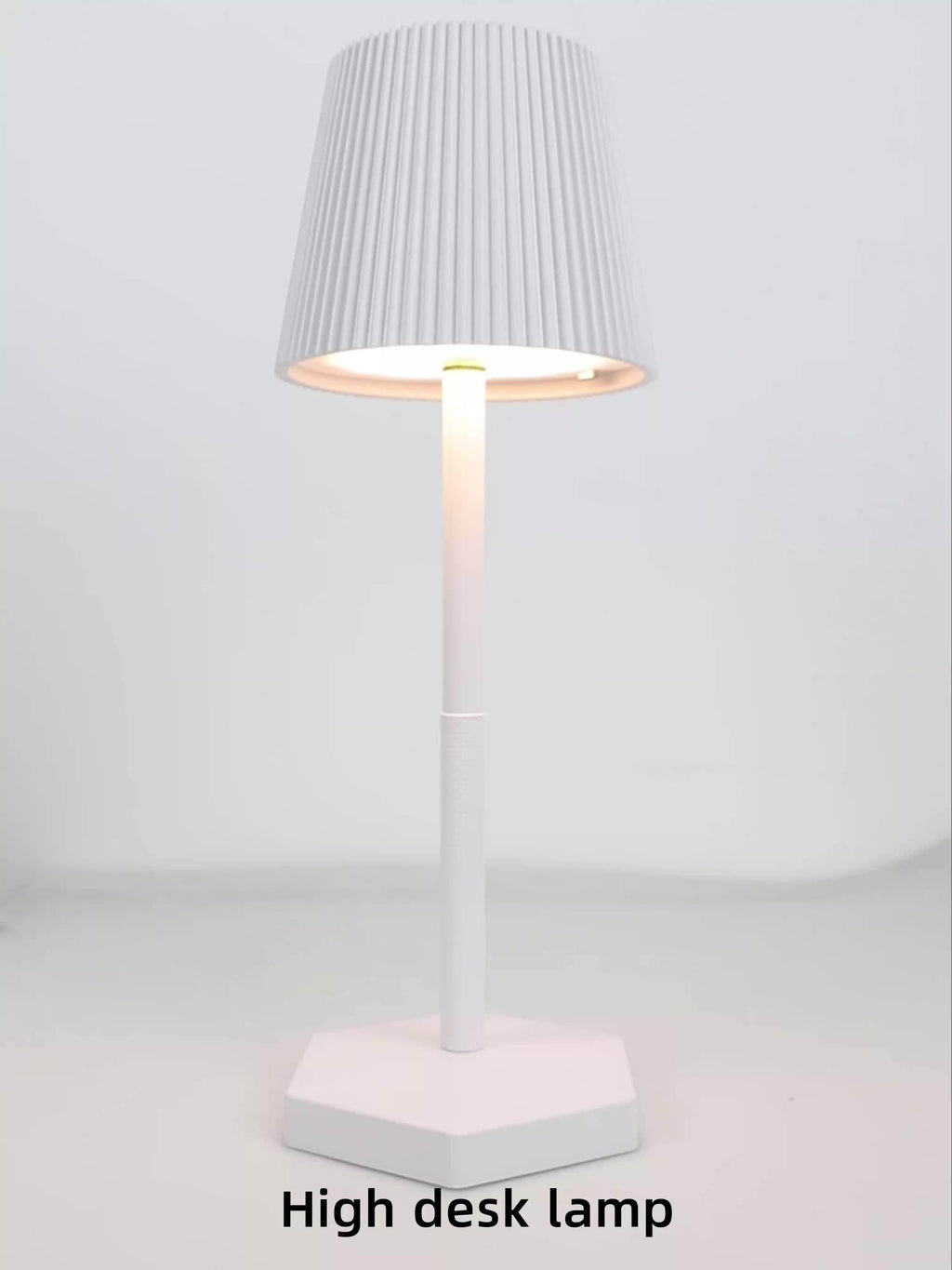 Lampe de table sans fil à abat-jour plissé, socle hexagonal tactile
